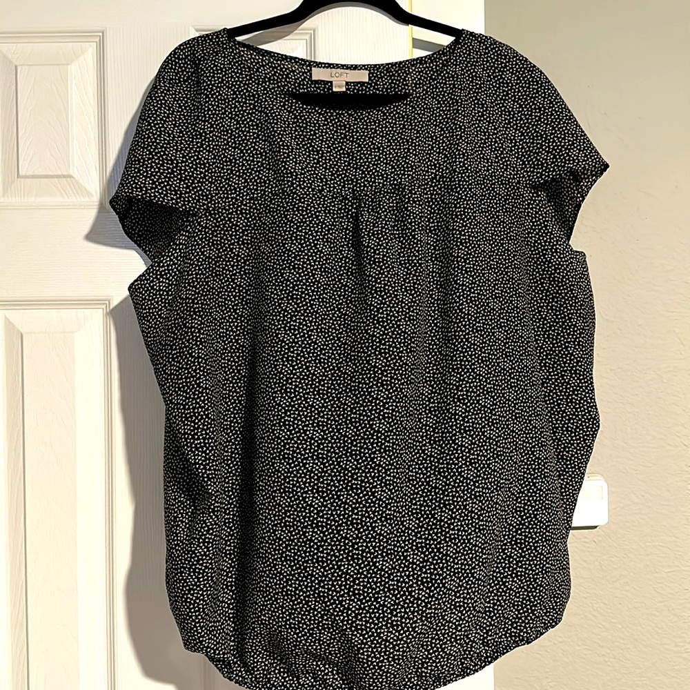 Loft size L blouson fit blouse